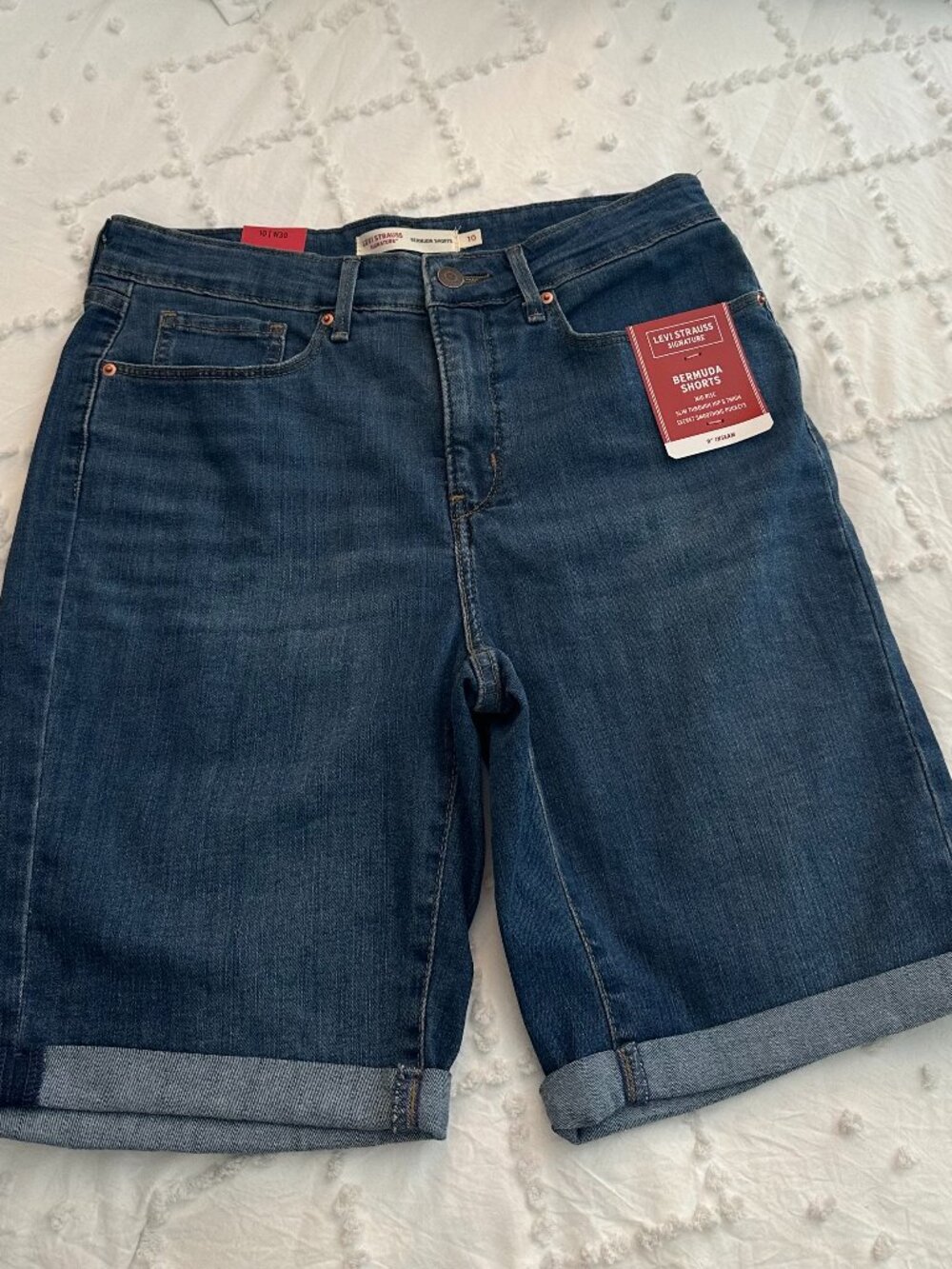 NWT Levi Strauss Signature Bermuda Denim Shorts Size 10 W30 Mid Rise 9" Inseam